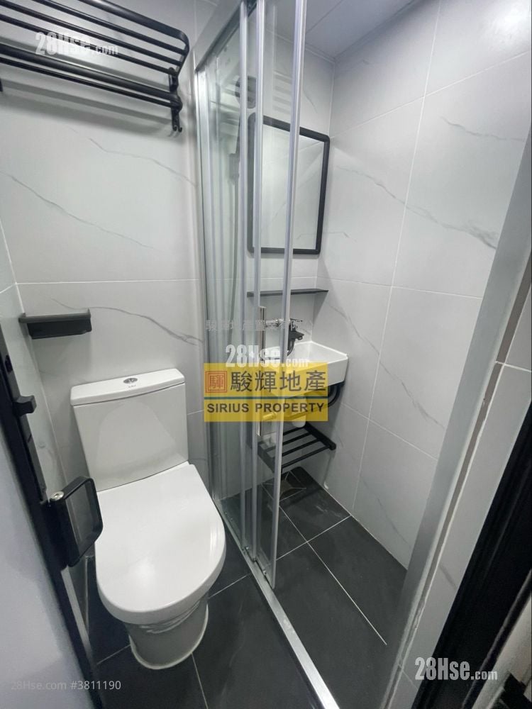 龍飛大廈 租盤 180 平方呎