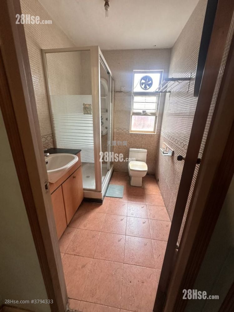 盈溢居 售盘 3 房 , 1 浴室 700 平方尺