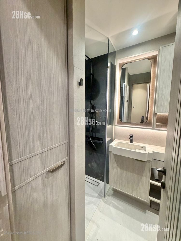 荟鸣 租盘 1 房 , 1 浴室 200 平方尺