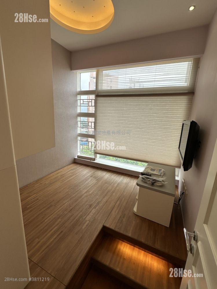 晉名峰 售盤 4 房 , 3 浴室 1,607 平方呎