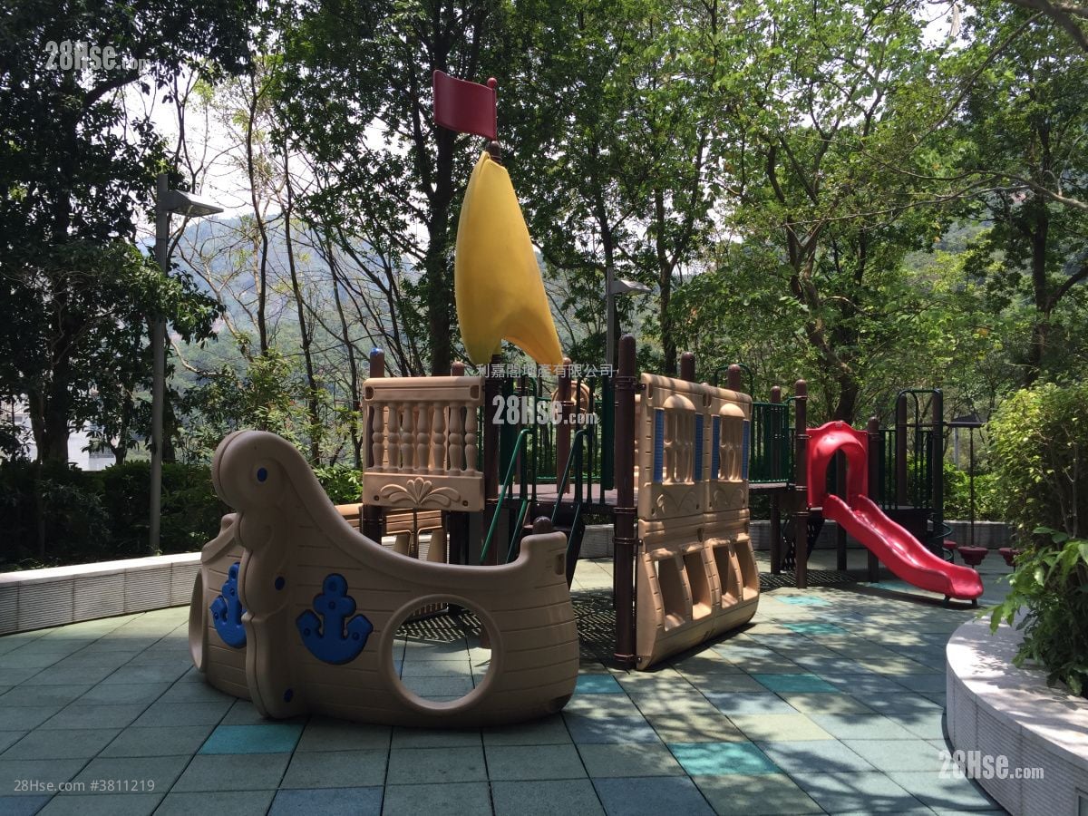 晉名峰 售盤 4 房 , 3 浴室 1,607 平方呎