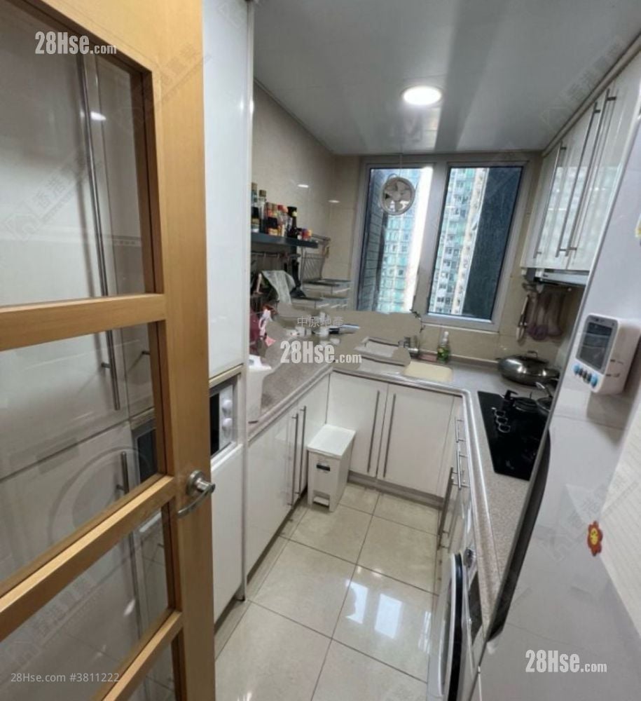 泓景臺 售盤 3 房 735 平方呎