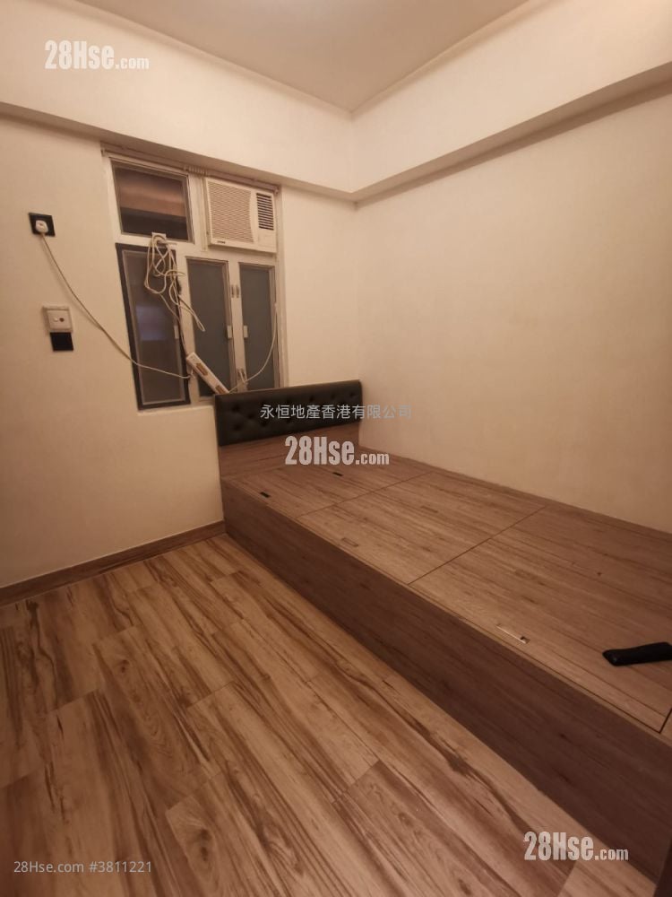 Chinese Mansion Rental 1 Bathroom 130 ft²