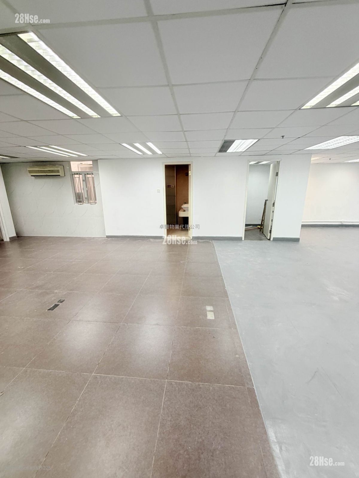 香港工業中心 租盤 2 房 , 2 廁所 2,050 平方呎