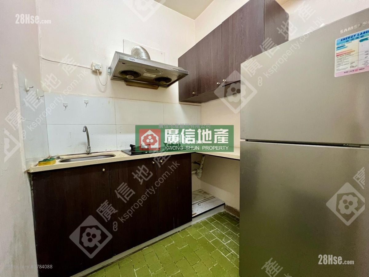 Chung Hing Building Rental 1 Bedroom , 1 Bathroom 372 ft²
