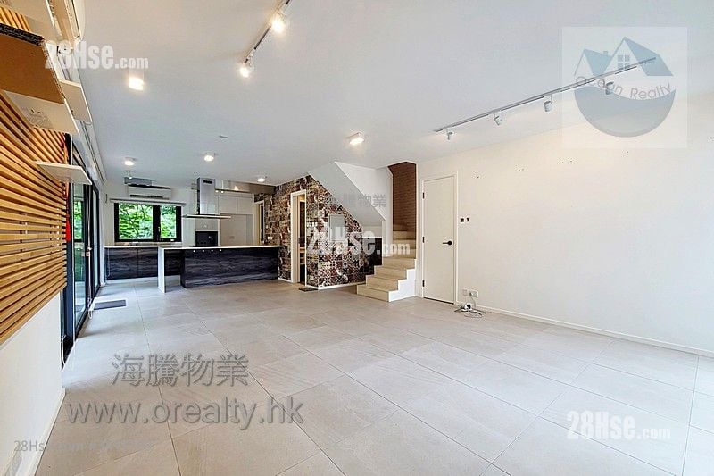 村屋 售盘 3 房 , 3 浴室 1,400 平方尺