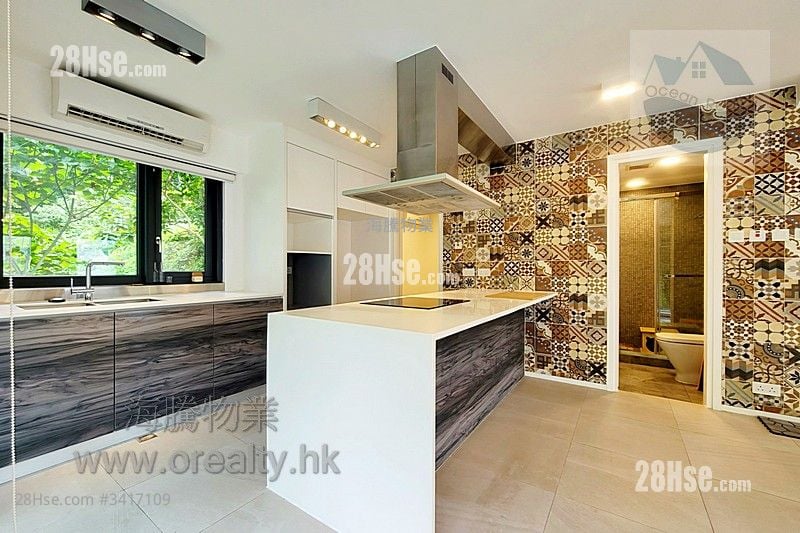 村屋 售盘 3 房 , 3 浴室 1,400 平方尺