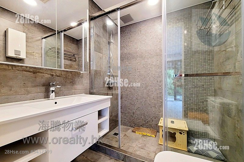 村屋 售盘 3 房 , 3 浴室 1,400 平方尺