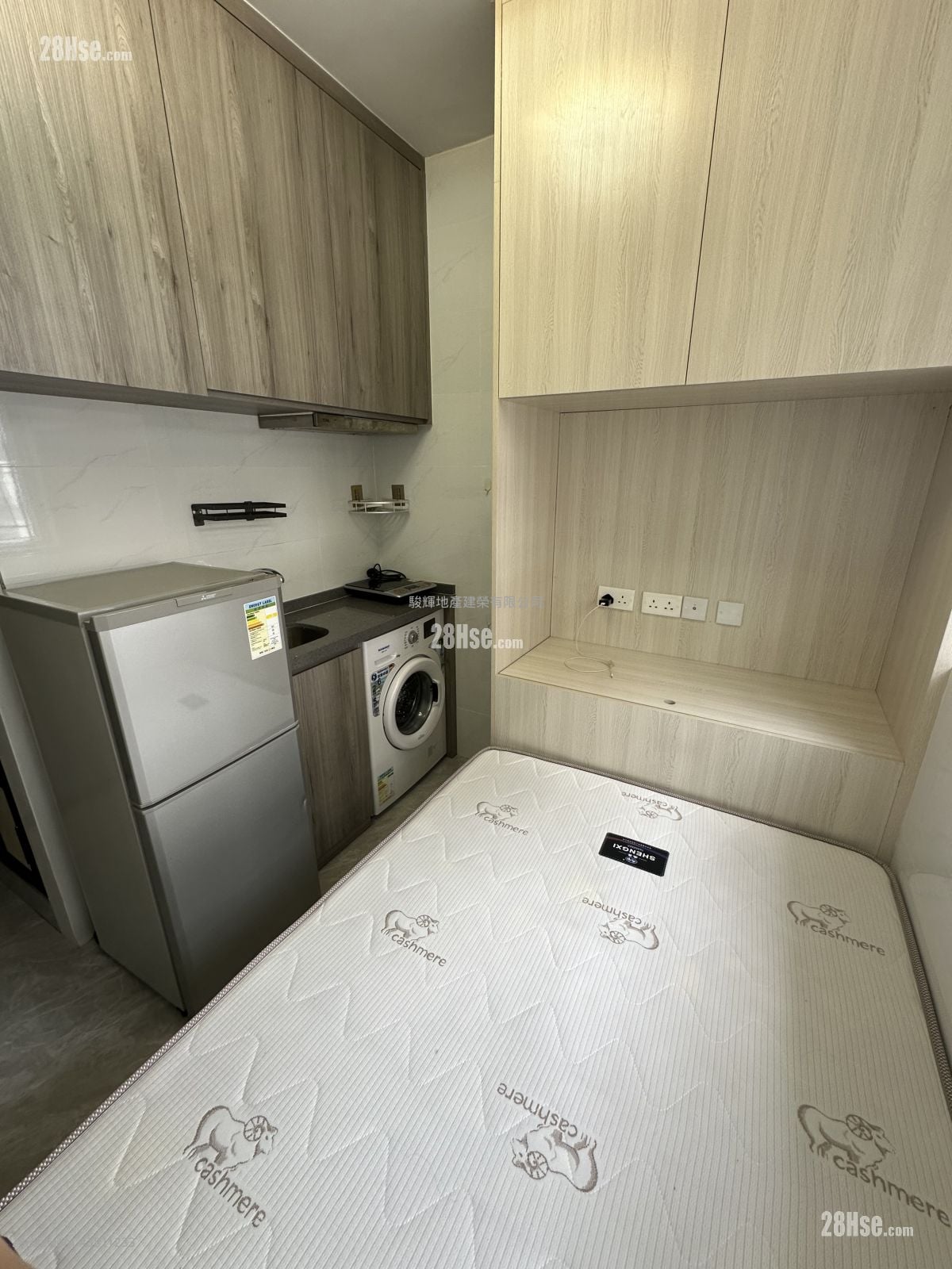 利興大樓 租盤 開放式間隔 , 1 浴室 180 平方呎