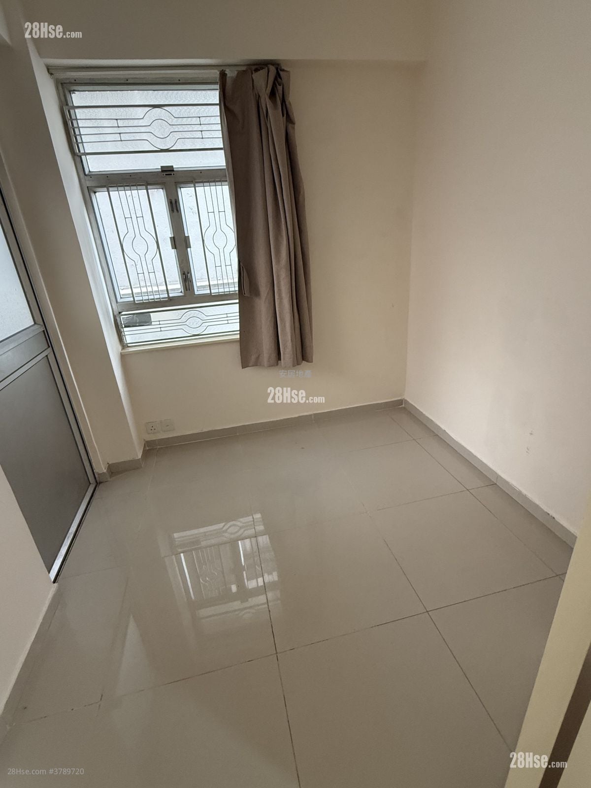 乐兴大厦 租盘 2 房 383 平方尺