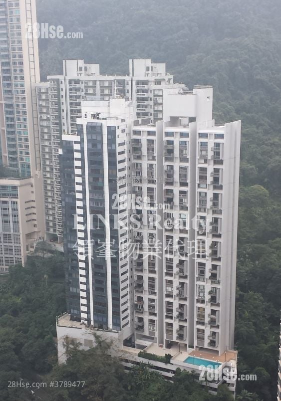 May Tower Rental 3 Bedrooms , 2 Bathrooms 2,278 ft²