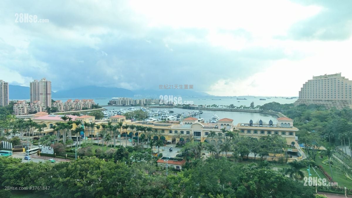 Aegean Coast Rental 4 Bedrooms , 2 Bathrooms 741 ft²