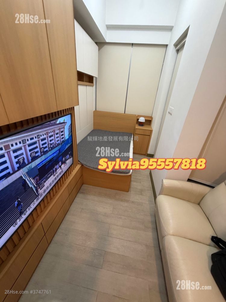 L Living 23 Sell Studio , 1 Bathroom 276 ft²