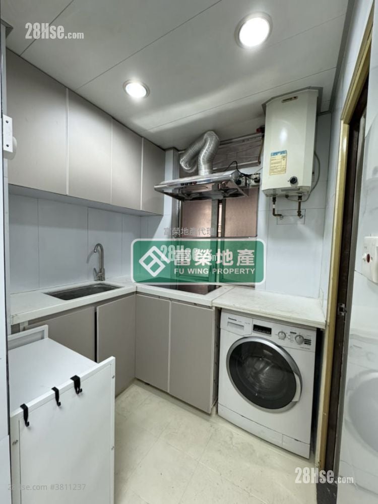 侨明大厦 租盘 2 房 , 1 浴室 350 平方尺