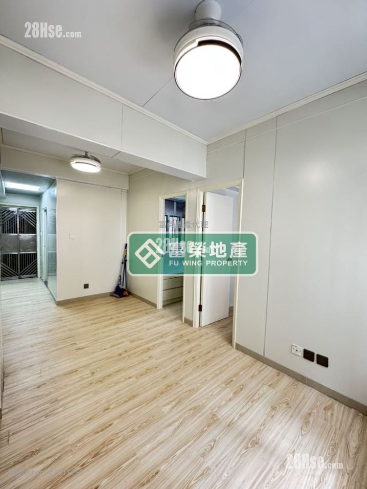 侨明大厦 租盘 2 房 , 1 浴室 350 平方尺