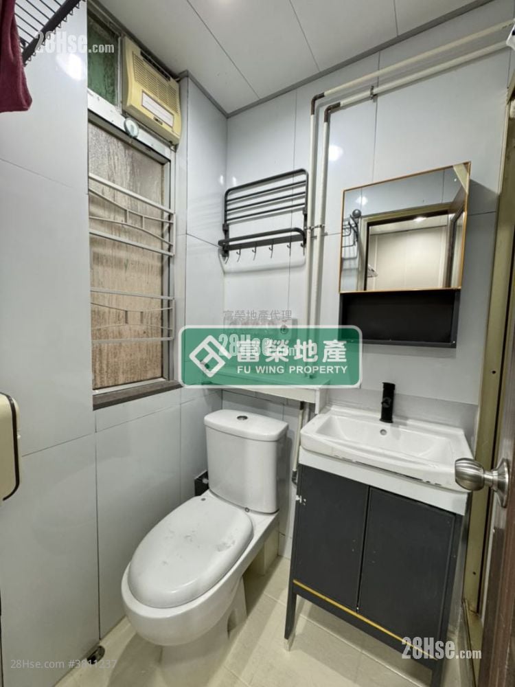 侨明大厦 租盘 2 房 , 1 浴室 350 平方尺