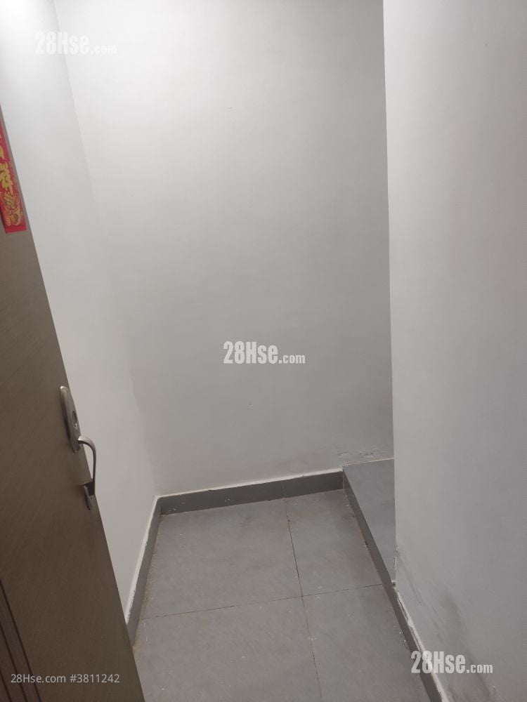 千岁大厦 租盘 1 房 , 1 浴室 190 平方尺