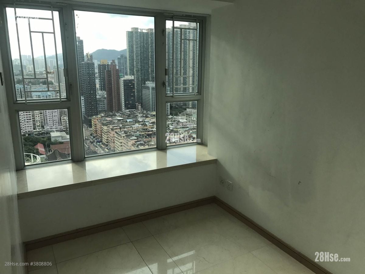 翔龍灣 售盤 3 房 , 2 浴室 901 平方呎