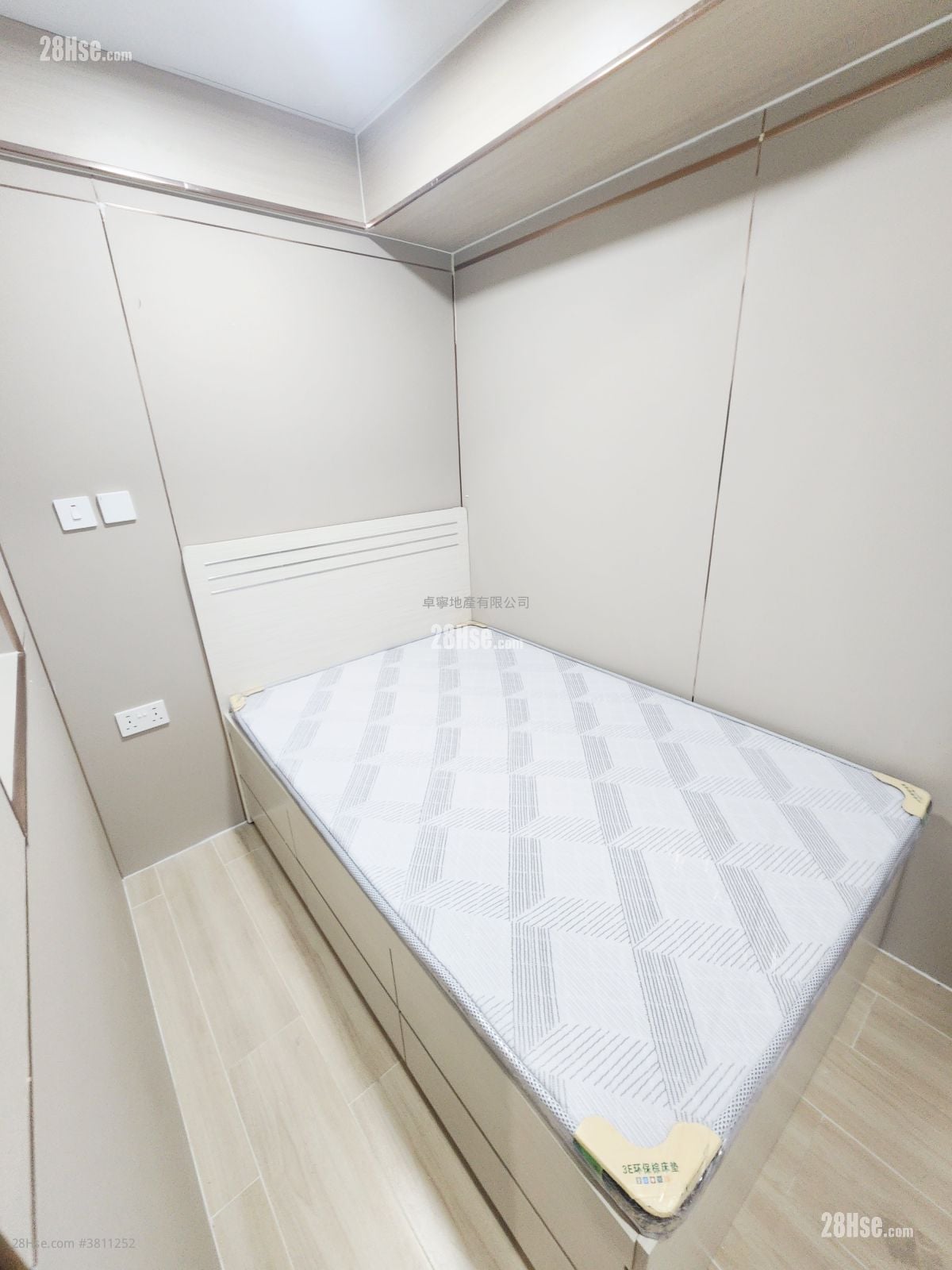 Apartment Rental 140 ft²