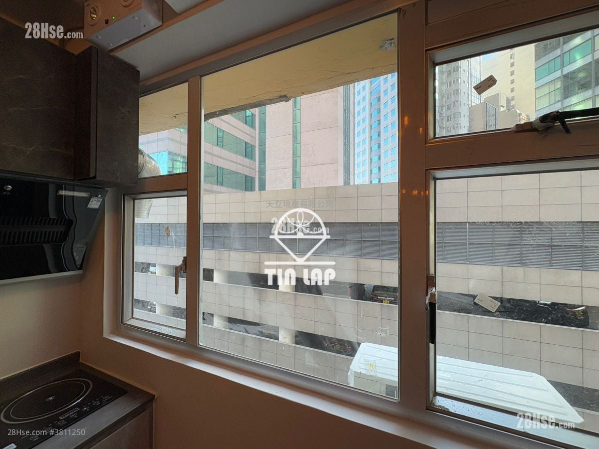 德輔大廈 租盤 開放式間隔 , 1 浴室 235 平方呎