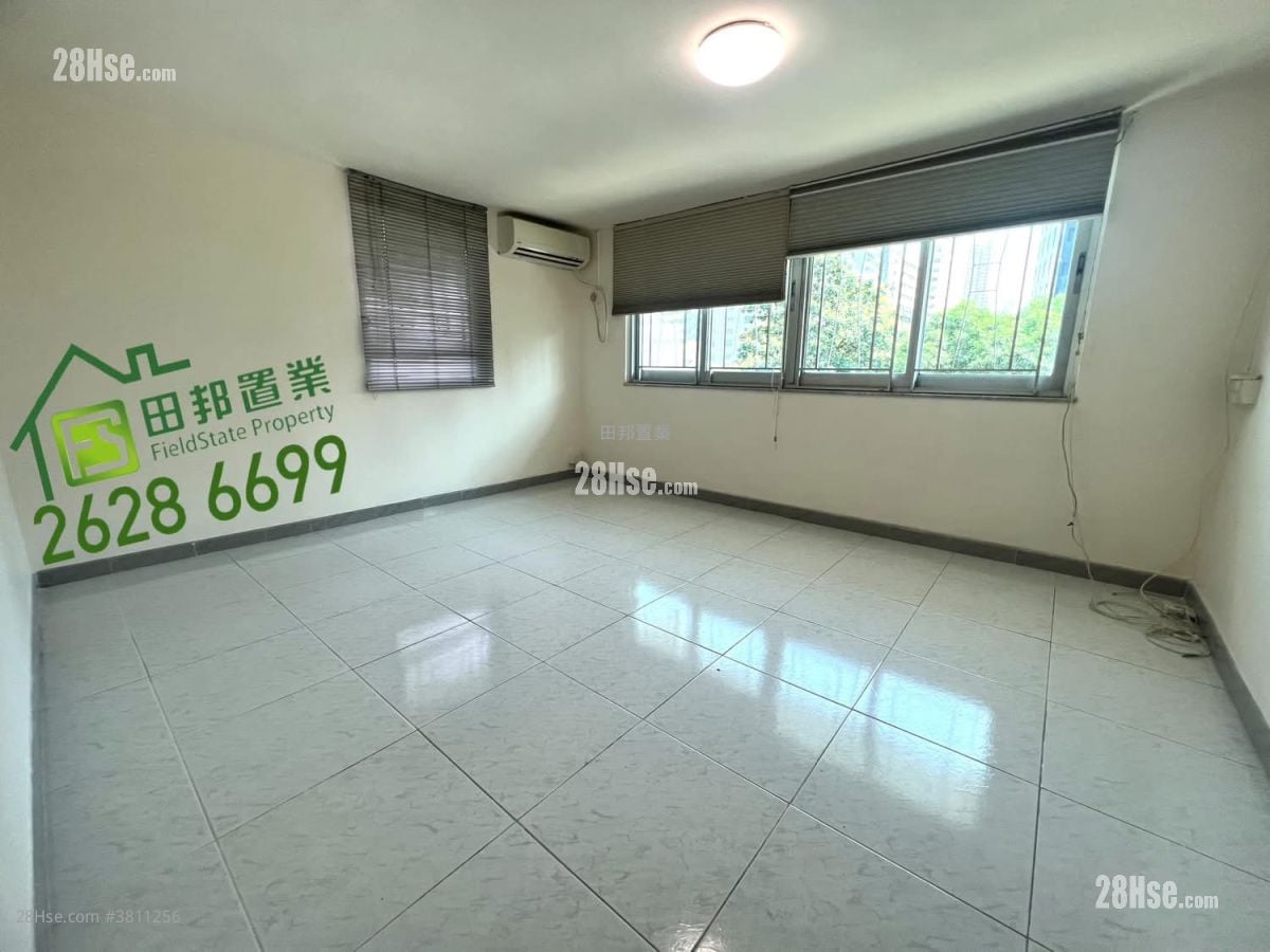 村屋 租盘 2 房 , 1 浴室