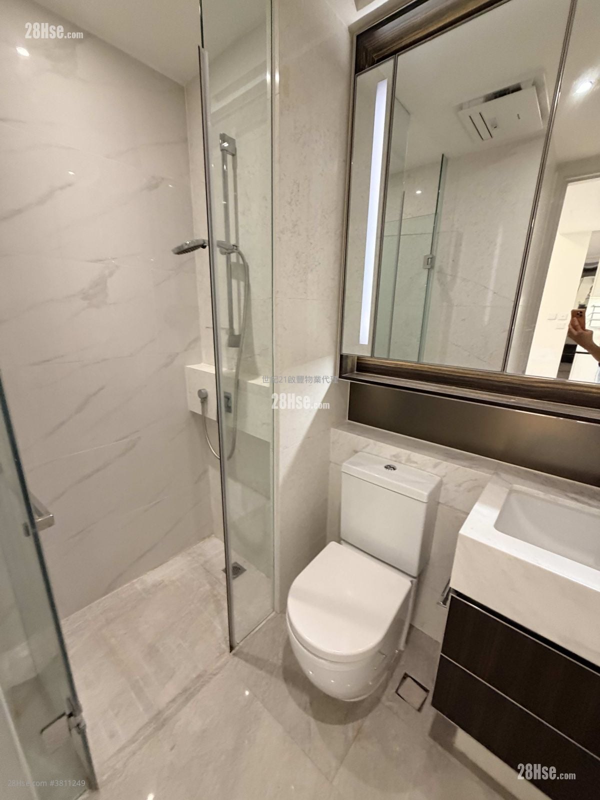 Oasis Kai Tak Rental Studio , 1 Bathroom 294 ft²