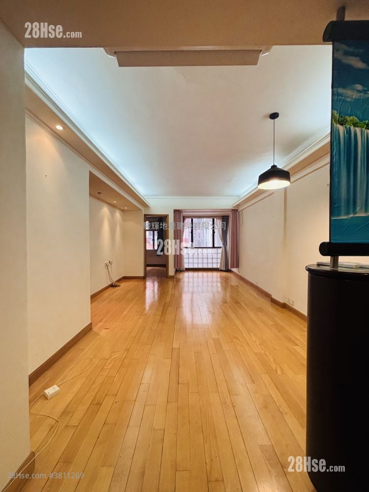 環海大廈 租盤 2 房 , 1 浴室 747 平方呎