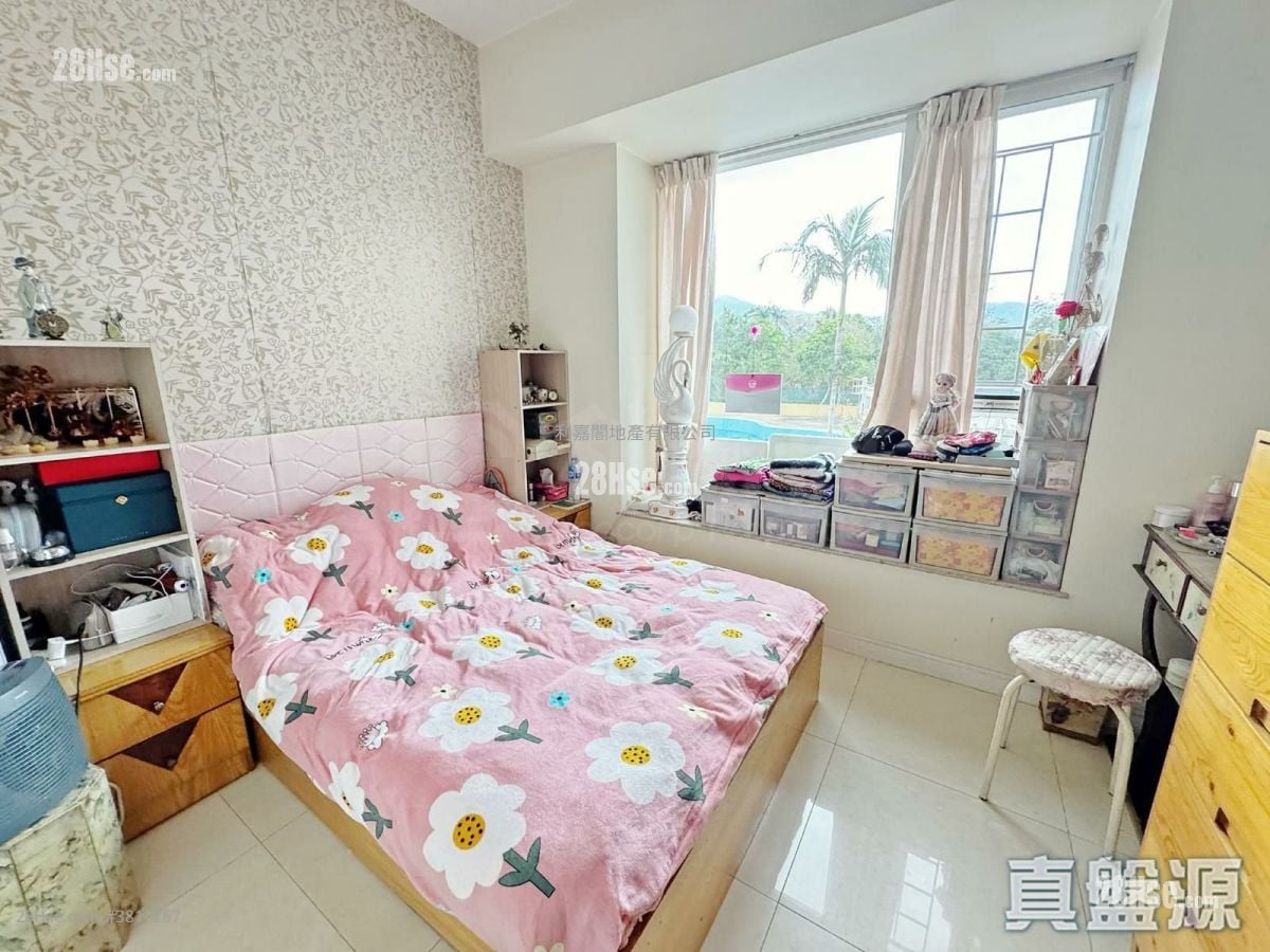 Seasons Villas Sell 4 Bedrooms , 3 Bathrooms 1,132 ft²