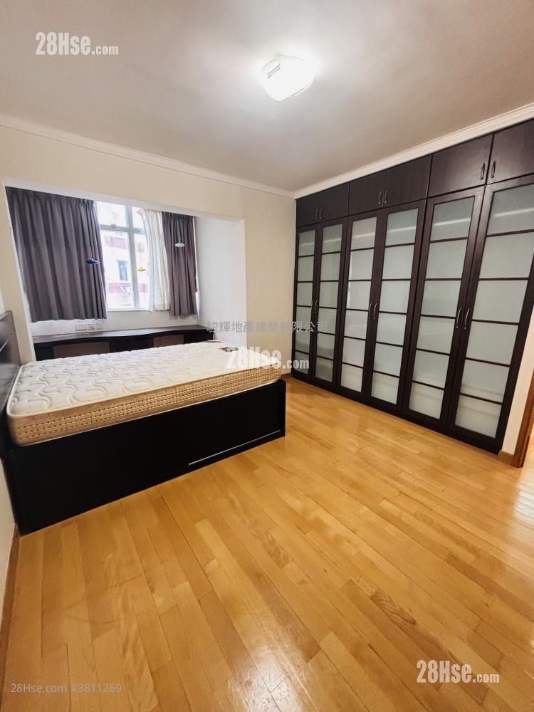 環海大廈 租盤 2 房 , 1 浴室 747 平方呎