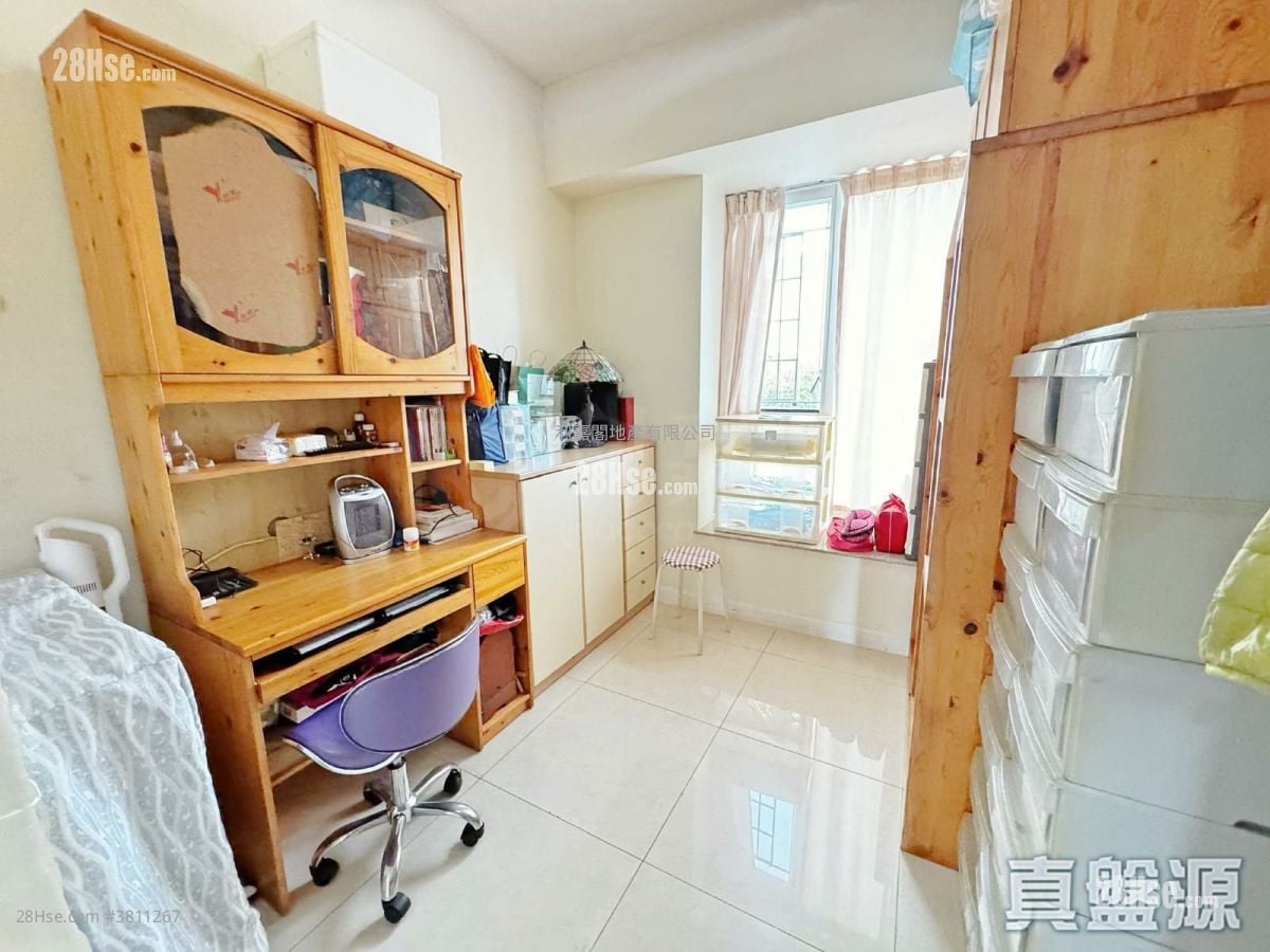 Seasons Villas Sell 4 Bedrooms , 3 Bathrooms 1,132 ft²