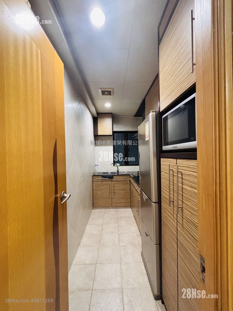 環海大廈 租盤 2 房 , 1 浴室 747 平方呎