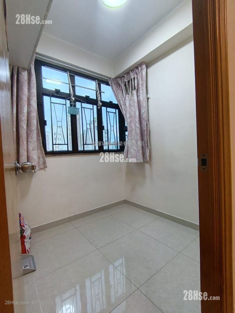 永发大厦 租盘 2 房 , 1 浴室 246 平方尺