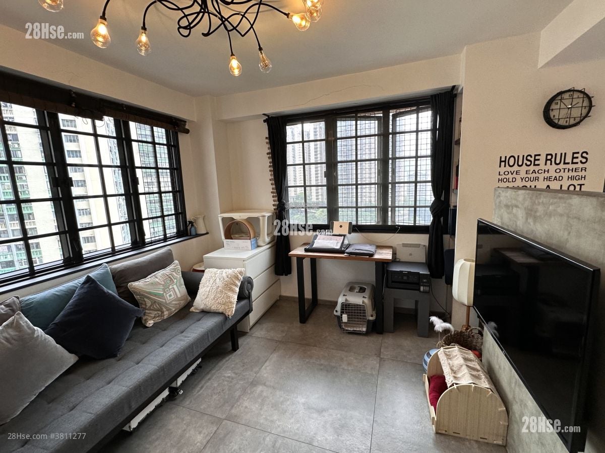 Greenfield Terrace Sell 3 Bedrooms 1,013 ft²