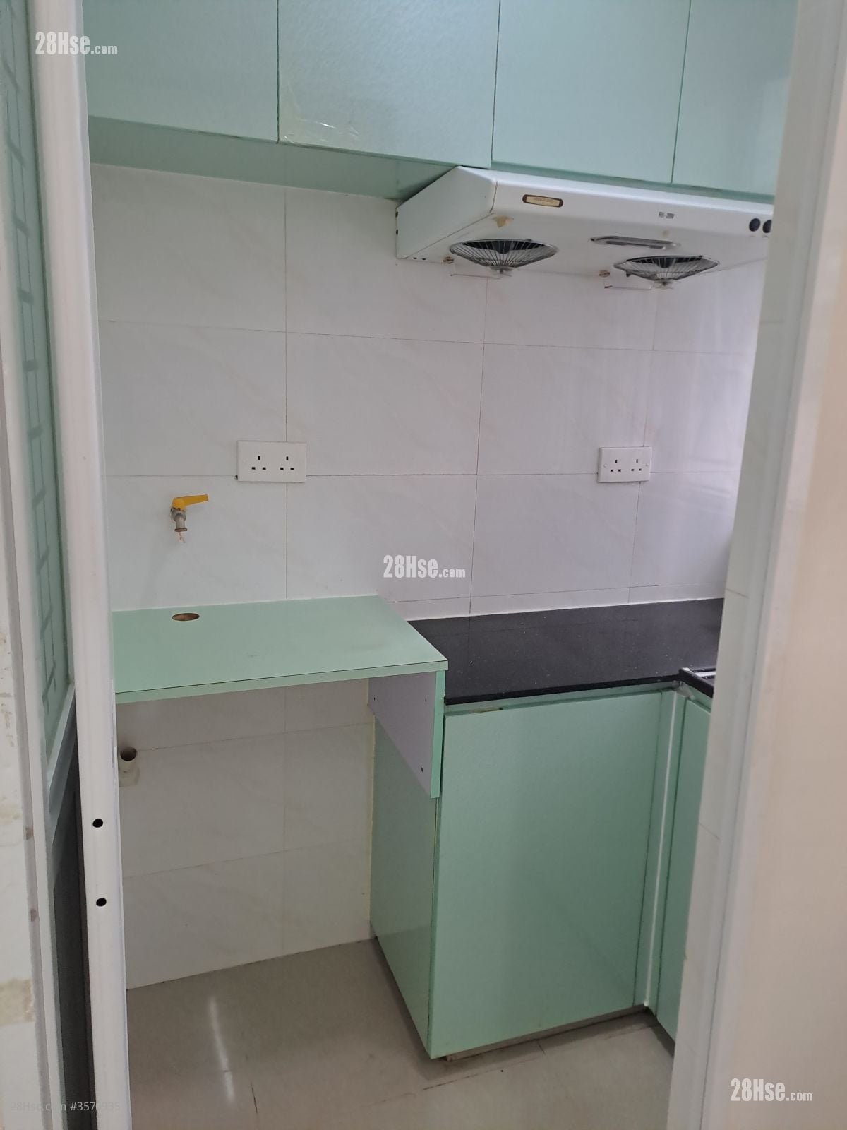 Nam Wah Mansion Rental 1 Bedroom , 1 Bathroom 200 ft²