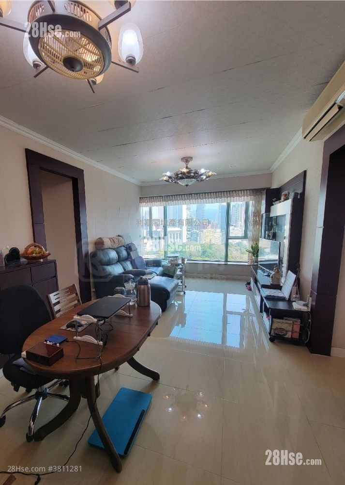 港景峰 售盤 3 房 , 2 浴室 817 平方呎