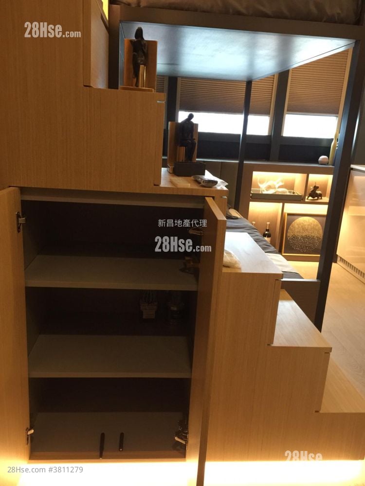 Enchantee Sell Studio , 1 Bathroom 169 ft²