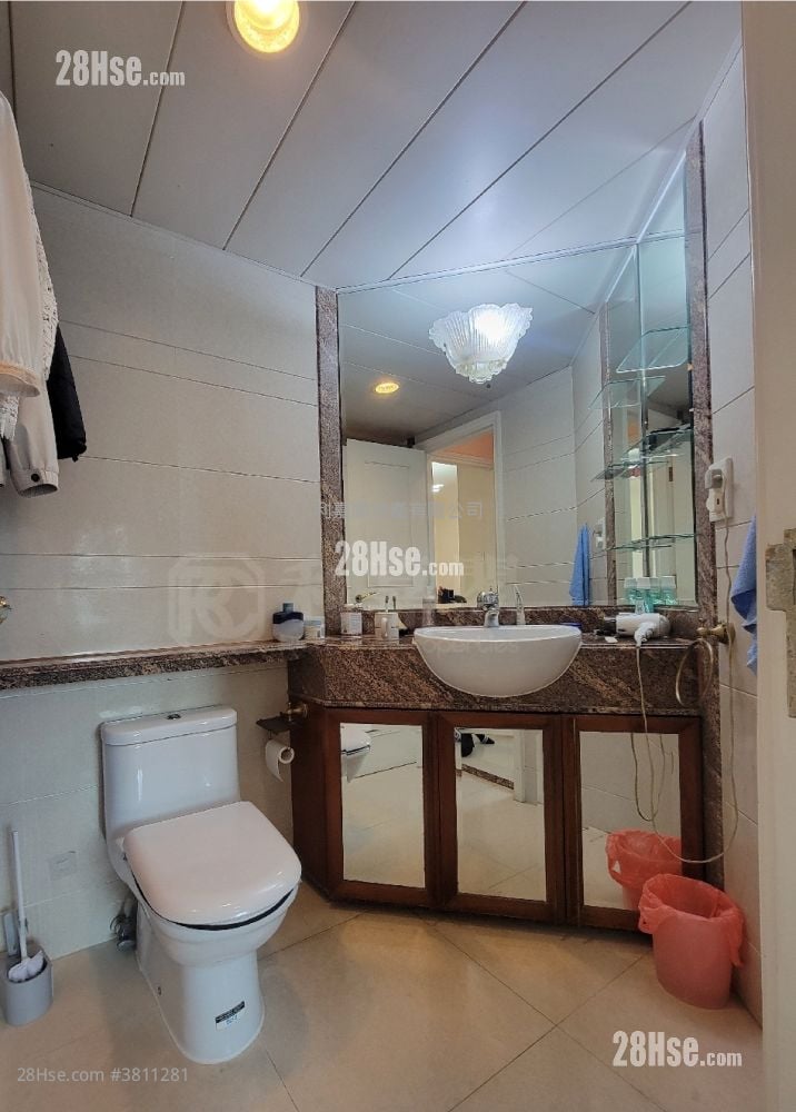 港景峰 售盤 3 房 , 2 浴室 817 平方呎