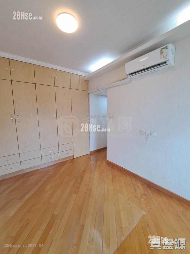 Grand Del Sol Sell 3 Bedrooms , 2 Bathrooms 739 ft²