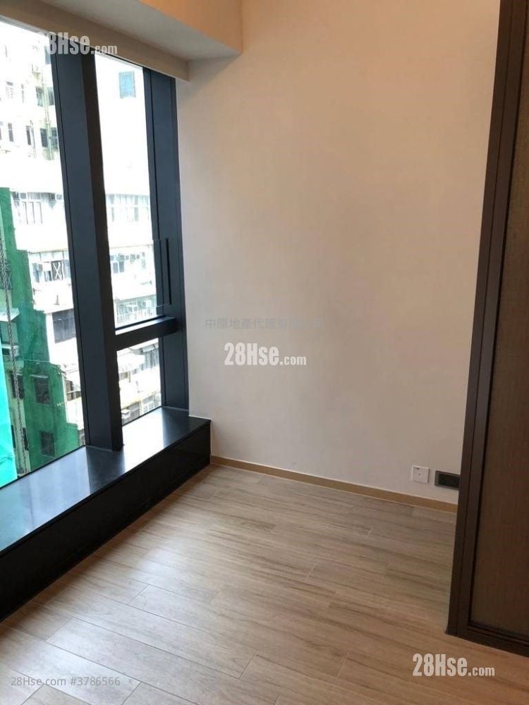 Cetus Square Mile Rental Studio 194 ft²