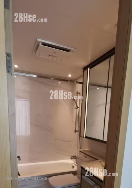 Marini 租盘 1 房 , 1 浴室 370 平方尺