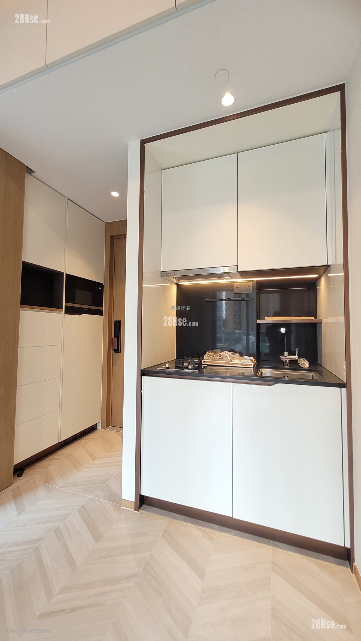 Eight Southpark Rental 1 Bedroom , 1 Bathroom 263 ft²