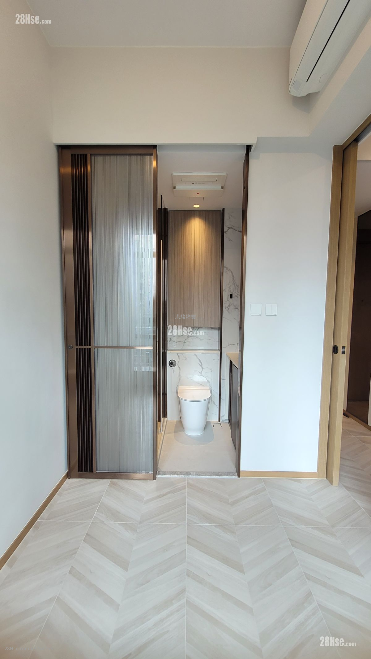 Eight Southpark Rental 1 Bedroom , 1 Bathroom 263 ft²