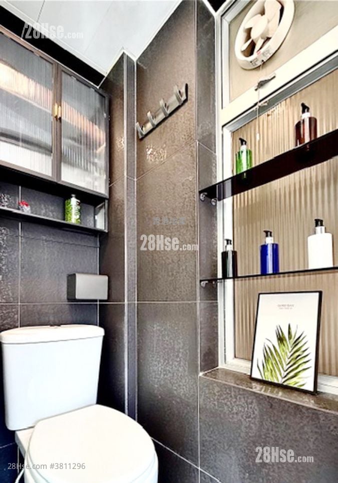 單幢樓房 租盤 開放式間隔 , 1 浴室 350 平方呎