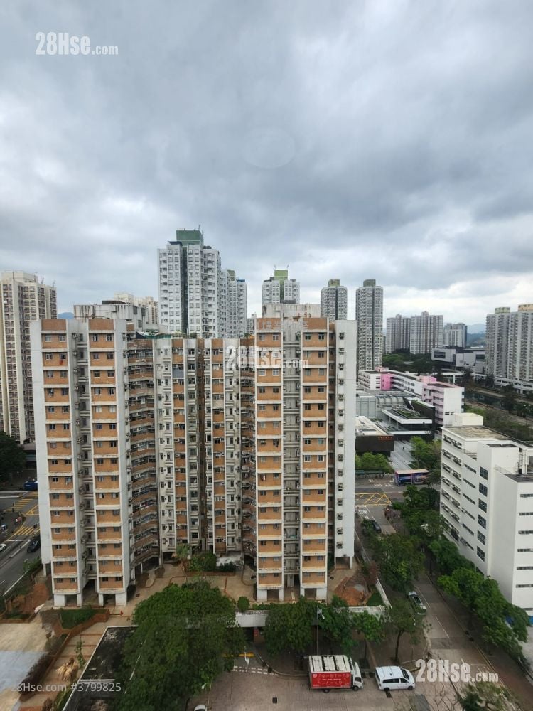 Eightland Gardens Sell 2 Bedrooms , 1 Bathroom 438 ft²