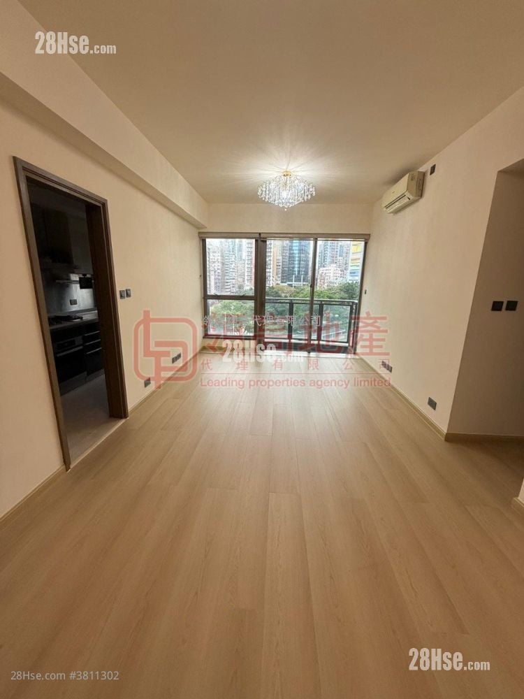 The Austin 租盘 3 房 , 2 浴室 890 平方尺