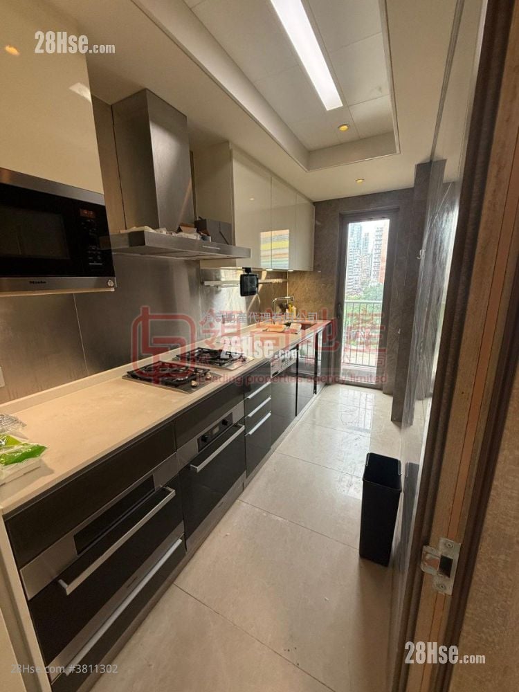 The Austin 租盘 3 房 , 2 浴室 890 平方尺