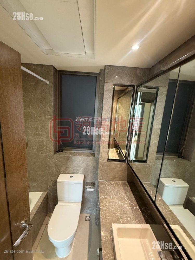 The Austin 租盘 3 房 , 2 浴室 890 平方尺