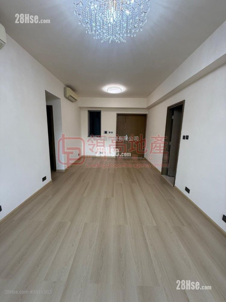 The Austin 租盘 3 房 , 2 浴室 890 平方尺