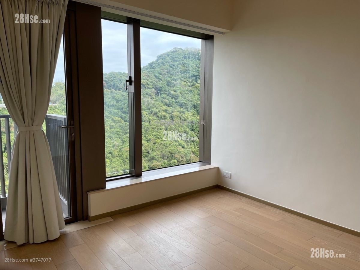 Island Garden Sell 4 Bedrooms 1,175 ft²