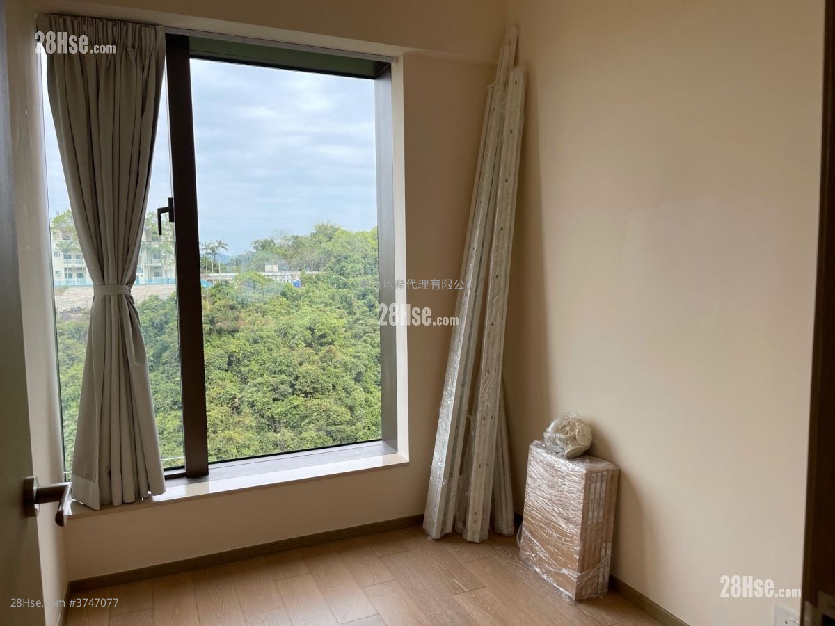 Island Garden Sell 4 Bedrooms 1,175 ft²